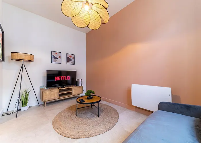 La Courette - Train Station - Center - Wifi - Netflix *